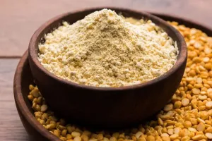 बेसन में पाया जाने वाला फाइबर और प्रोटीन कई बीमारियों की कर देता है छुट्टी, जानें इसके फायदे  