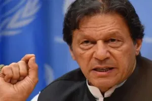 जरदारी मेरी हत्या के लिए आतंकवादियों को दे रहे पैसे: इमरान खान 