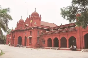 पांच फरवरी तक समस्या का समाधान नहीं तो 6 फरवरी से बरेली कॉलेज में होगी तालाबंदी