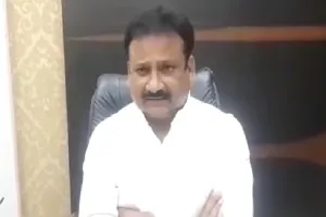 झांसी:  जेल में बंद सपा के पूर्व विधायक दीप नारायण सिंह यादव की प्रशासन ने कोठी की कुर्क