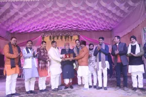 अयोध्या : रुदौली विधायक को मिला राजनीति क्षेत्र का सम्मान