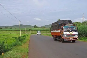 टनकपुर: ठुलीगाड़ भैरव मंदिर मोटर मार्ग में बाहरी वाहनों पर रोक