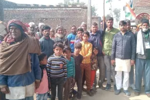 बरेली : 'हाथ से हाथ जोड़ो' यात्रा में कांग्रेसी बोले युवा बेरोजगार, व्यापारी टैक्स से परेशान