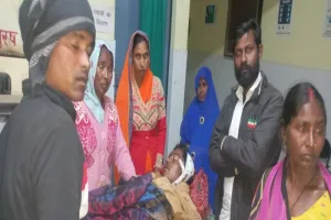 रायबरेली: बस में सीट पर बैठने को लेकर बवाल , आधा दर्जन से अधिक घायल