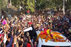 हरदोई में बोले अखिलेश यादव- भाजपा राज में डीएम और कप्तान से लेकर प्रशासन तक लड़ता है चुनाव