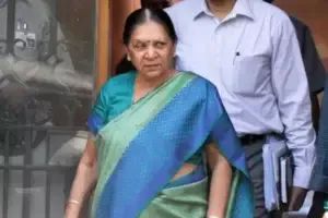 Breaking News: राज्यपाल Go Back के नारों से गूंज रही है विधानसभा, अभिभाषण का विरोध कर रहा है विपक्ष 