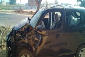Fatehpur Incident: खड़े लोडर से टकराई  कार, एक बच्ची की मौत, चार अन्य लोग घायल