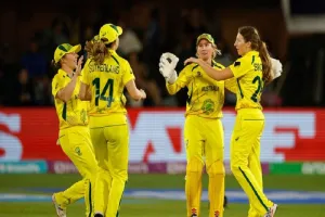 Women's T20 World Cup : ऑस्ट्रेलिया सेमीफाइनल में पहुंचा, दक्षिण अफ्रीका को छह विकेट से हराया 