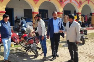 सुलतानपुर: विद्यालयों को मिलने लगे प्रवेश पत्र, शनिवार से छात्रों को होगा वितरण, 52 केंद्रों पर पहुंच गई उत्तर पुस्तिकाएं