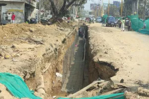 अयोध्या: राम पथ चौड़ीकरण के लिए सआदतगंज से नयाघाट तक हो चुके 800 मकानों के बैनामे, खाते में भेजा गया मुआवजा