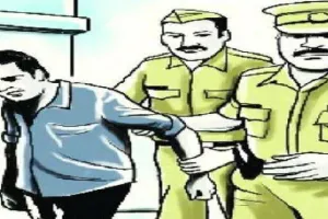 बाजपुर: पुलिस से अभ्रदता करने पर महिला सहित तीन गिरफ्तार 