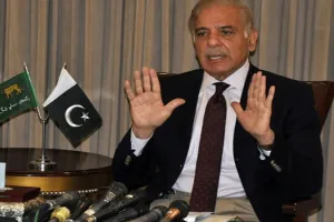 नकदी संकट का सामना कर रहा पाकिस्तान, पाक सरकार ने बिल और वेतन भुगतान पर लगाई रोक 