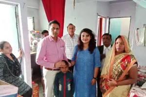 लखनऊ: बेघर इश्लोक को मिला उसका 'घर', डीएम के निर्देश पर कब्जामुक्त कराया उसका घर