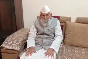 संभल : 'भारत न कभी हिंदू राष्ट्र था, न है और...', सीएम योगी के बयान पर सांसद शफीकुर्रहमान बर्क का पलटवार