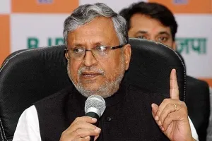 बिहार में महागठबंधन सरकार बनने के बाद जातीय और सांप्रदायिक तनाव की घटना बढ़ी - सुशील मोदी