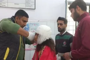 रामपुर : झूले में फंसकर उखड़े किशोरी के बाल, उंगलियां भी कटीं