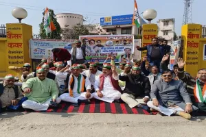 अमरोहा : 'लोगों का पैसा डूबा तो मोदी सरकार जिम्मेदार' 