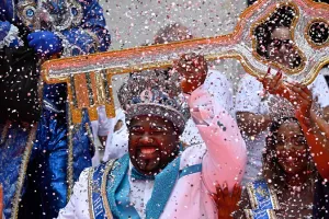 Brazil : विश्व प्रसिद्ध  Rio de Janeiro’s कार्निवल का जोर-शोर से शुभारंभ, देखें जश्न की तस्वीरें 