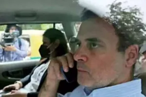 ED ने Money Laundering मामले में Rahul Gandhi के करीबी सहयोगी से की पूछताछ