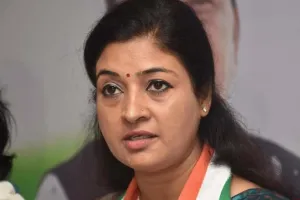 सोनिया के राजनीति से संन्यास की अटकलें भ्रामक: अलका लांबा 