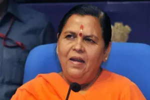 गलत स्थानों पर शराब की दुकानों को खुलवाने से रोकना जनप्रतिनिधियों की जिम्मेदारी: उमा भारती