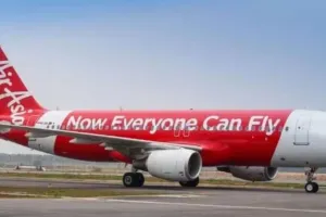 DGCA ने AIR ASIA पर लगाया 20 लाख रुपये का जुर्माना, जानें पूरा मामला
