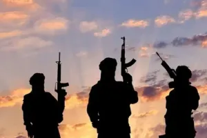 जम्मू-कश्मीर: कुलगाम में हिजबुल मुजाहिदीन के तीन सदस्य गिरफ्तार