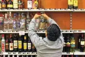 दिल्ली में जारी रहेगी मौजूदा आबकारी नीति, नई पॉलिसी अभी की जा रही तैयार 