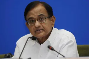 सरकार अपनी अल्पसंख्यक विरोधी नीति का खुलेआम प्रदर्शन कर रही: चिदंबरम 