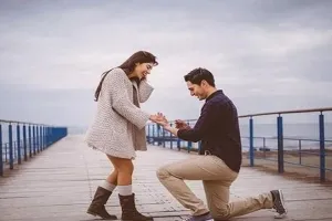 Propose Day 2023: इन खास जगहों पर जाकर करें इजहार-ए-मुहब्बत, आपका क्रश 'हां' करे बिना नहीं रह पाएगा