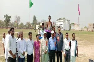 अयोध्या: दौड़ में अन्नपूर्णिमा और पवन ने गाड़े झंडे, साकेत महाविद्यालय में वार्षिक खेलकूद प्रतियोगिता का आगाज 