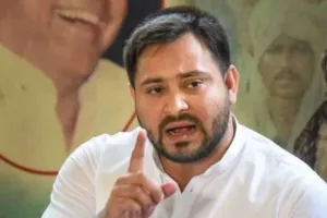 ईडी ने बहनों के आभूषण उतरवाकर उन्हें बरामदगी के तौर पर दिखाया: तेजस्वी यादव 