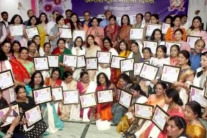 हल्द्वानी: महिला दिवस पर 50 से अधिक महिलाओं का सम्मान