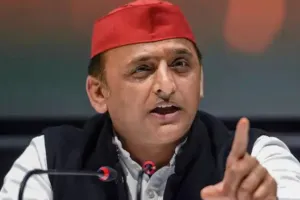 सपा 'बिजली व्रत' करेगी, जनता का साथ देगी : अखिलेश यादव