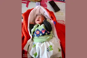 बरेली: तालाब में पड़ी मिली दो दिन की नवजात, गांव वालों ने रोने की आवाज सुनकर निकाला बाहर 