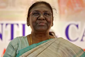 केरल, तमिलनाडु और लक्षद्वीप के छह दिवसीय दौरे पर आज कोच्चि पहुंचेंगी राष्ट्रपति मुर्मू 