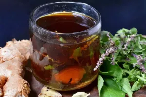 H3N2 की भयंकर खांसी से छुटकारा दिलाएगा तुलसी का काढ़ा, ऐसे करें सेवन