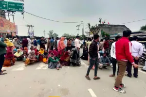 रुड़की: युवक की मौत पर कोई कार्रवाई ना होने से भड़के भीम आर्मी के कार्यकर्ता 