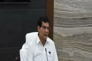 Video: ऊर्जा मंत्री से वार्ता कर रहे हैं बिजली कर्मचारी संगठन के नेता, हड़ताल समाप्त करने का हो रहा प्रयास 