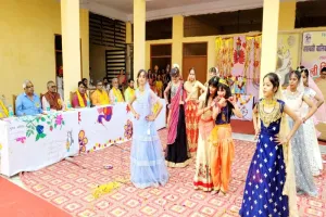 रायबरेली: होली मिलन समारोह में बच्चों ने दी मनमोहक प्रस्तुतियां