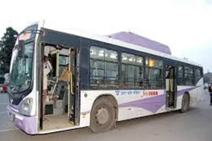 लखनऊ: शहीद पथ पर सुबह छह से रात नौ बजे तक मिलेंगी सिटी बसें, ई रिक्शा, ऑटो-टेंपो का संचालन बंद