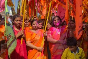 बहराइच: पयागपुर में उड़ा अबीर ग़ुलाल श्याम भजनों पर झूमे भक्त