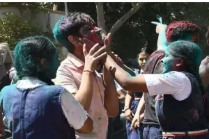 आगरा: अब दो नहीं तीन दिन स्कूलों में होगी होली की छुट्टी, आदेश जारी 