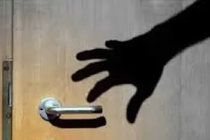 रुद्रपुर: दुकान का ताला तोड़कर हजारों की नगदी चुराई