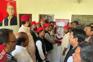 रायबरेली: सपा कार्यालय में समता दिवस के रूप में मनायी गयी लोहिया जयन्ती