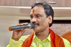 महाराष्ट्र:  विधान परिषद में नेता प्रतिपक्ष ने दिया CM शिंदे के खिलाफ विशेषाधिकार हनन नोटिस