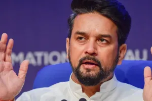 मातृभूमि दैनिक का शताब्दी वर्ष लोकतंत्र के चौथे स्तंभ की मजबूती का प्रतीक : अनुराग ठाकुर