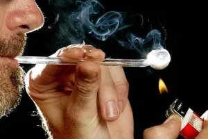 केटामाइन ड्रग्स : जिंदा भी रहेगा, लेकिन मुर्दों के जैसा