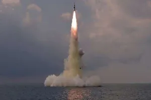 अमेरिका व दक्षिण कोरिया के सैन्य अभ्यास के बीच उत्तर कोरिया ने परीक्षण गतिविधियां कीं तेज, समुद्र में दागी मिसाइल 
