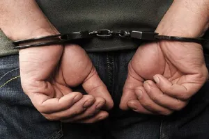 अमेरिकी सीमा अधिकारियों ने दो भारतीय नागरिकों समेत पांच लोगों को किया गिरफ्तार 